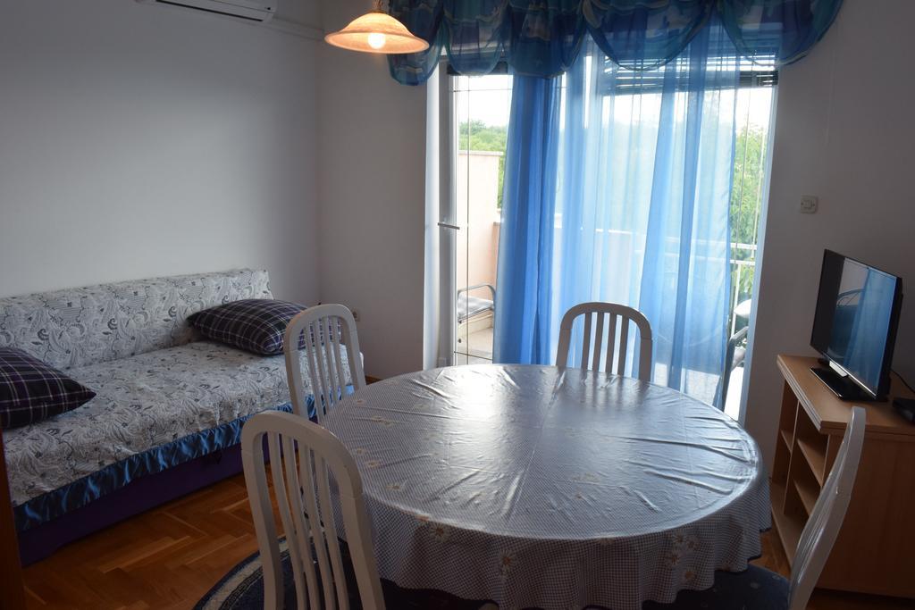 מאלינסקה Apartments Green Oasis מראה חיצוני תמונה